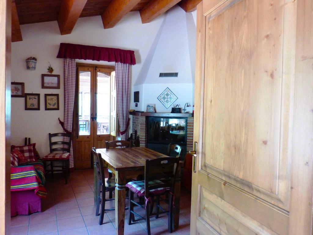 Gasthaus L'Orto Dei Semplici Mascali Exterior foto